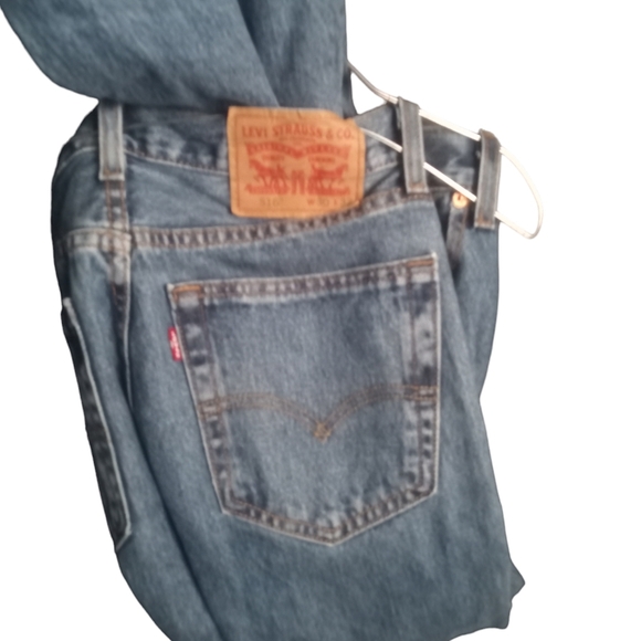 Levi's 30x32 Men's denim - Picture 4 of 9